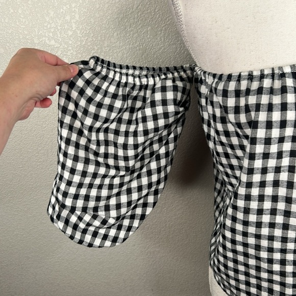 Parisian Black & White Boho Checkered Summer Spring Vacation Top Size Small - Picture 2 of 5